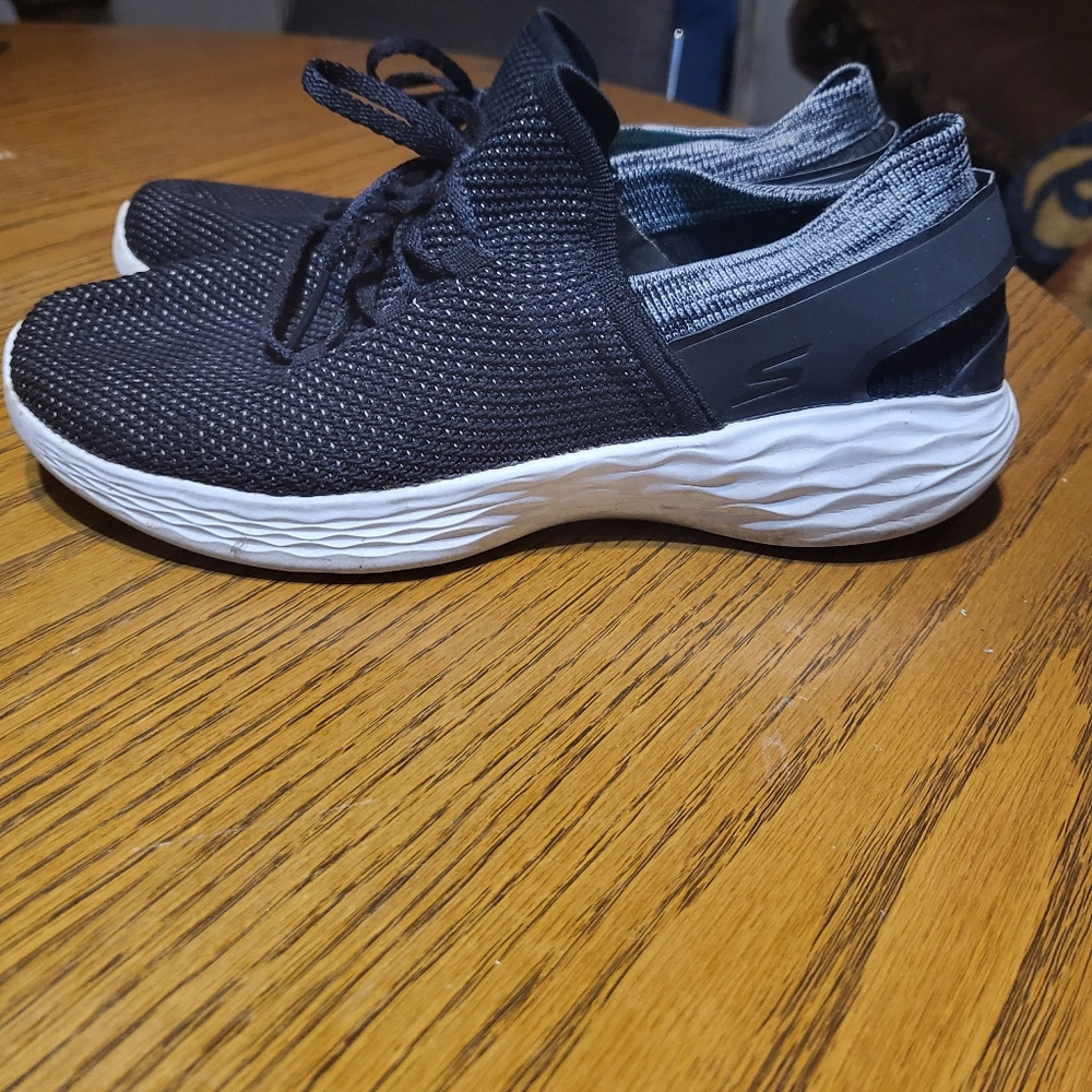 Skechers shoes